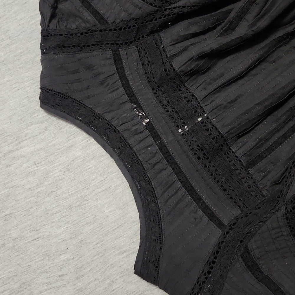 ARITZIA SUNDAY BEST Black Lacey Puff-Sleeve Crop Summer Peasant Blouse Top Shirt - Picture 4 of 16